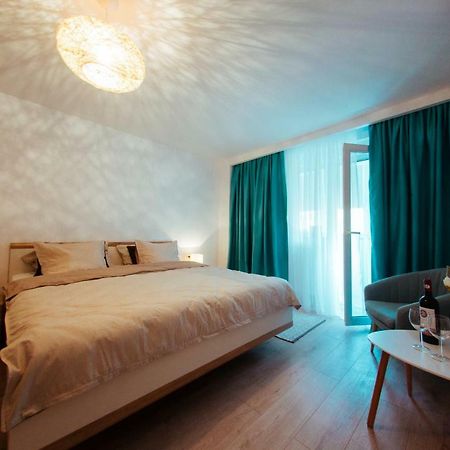 Urban Living Apartment 티미쇼아라 외부 사진