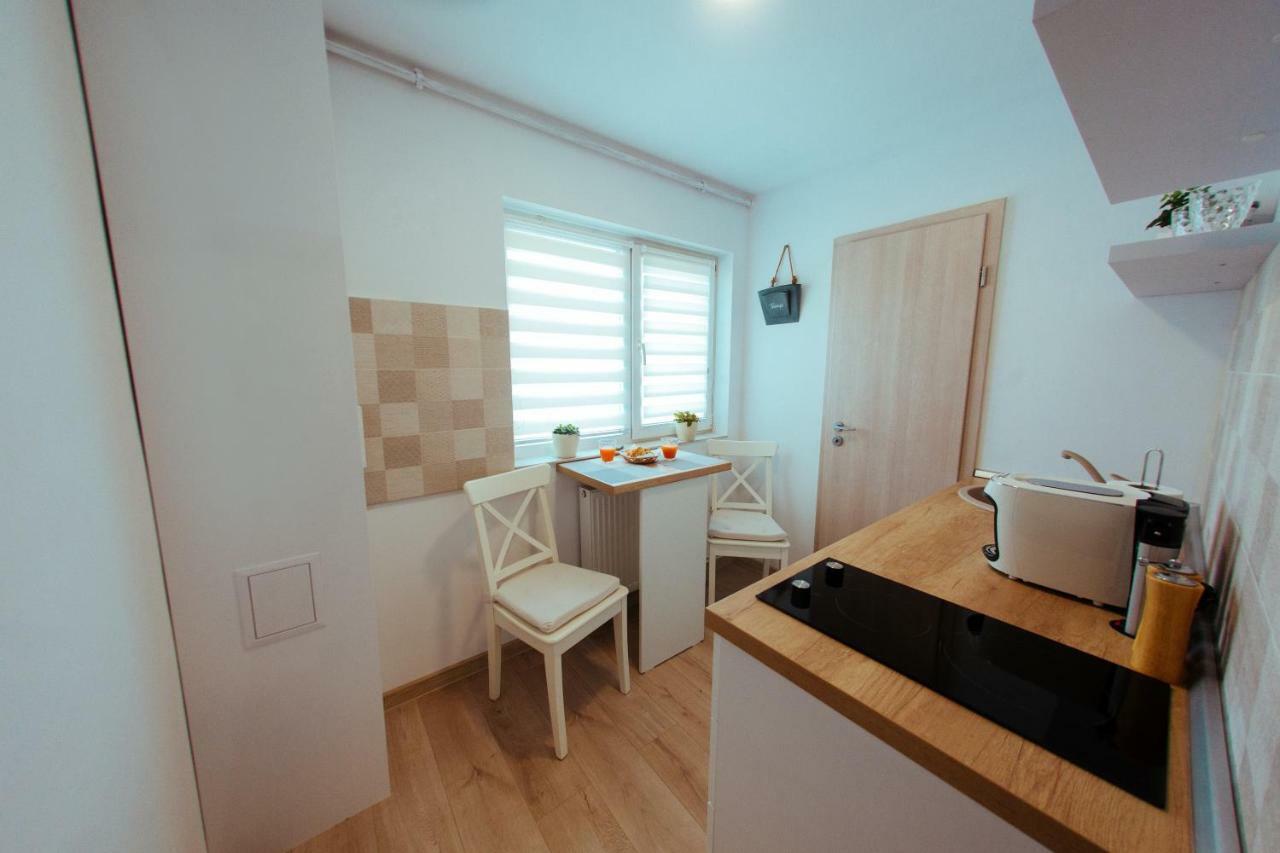 Urban Living Apartment 티미쇼아라 외부 사진
